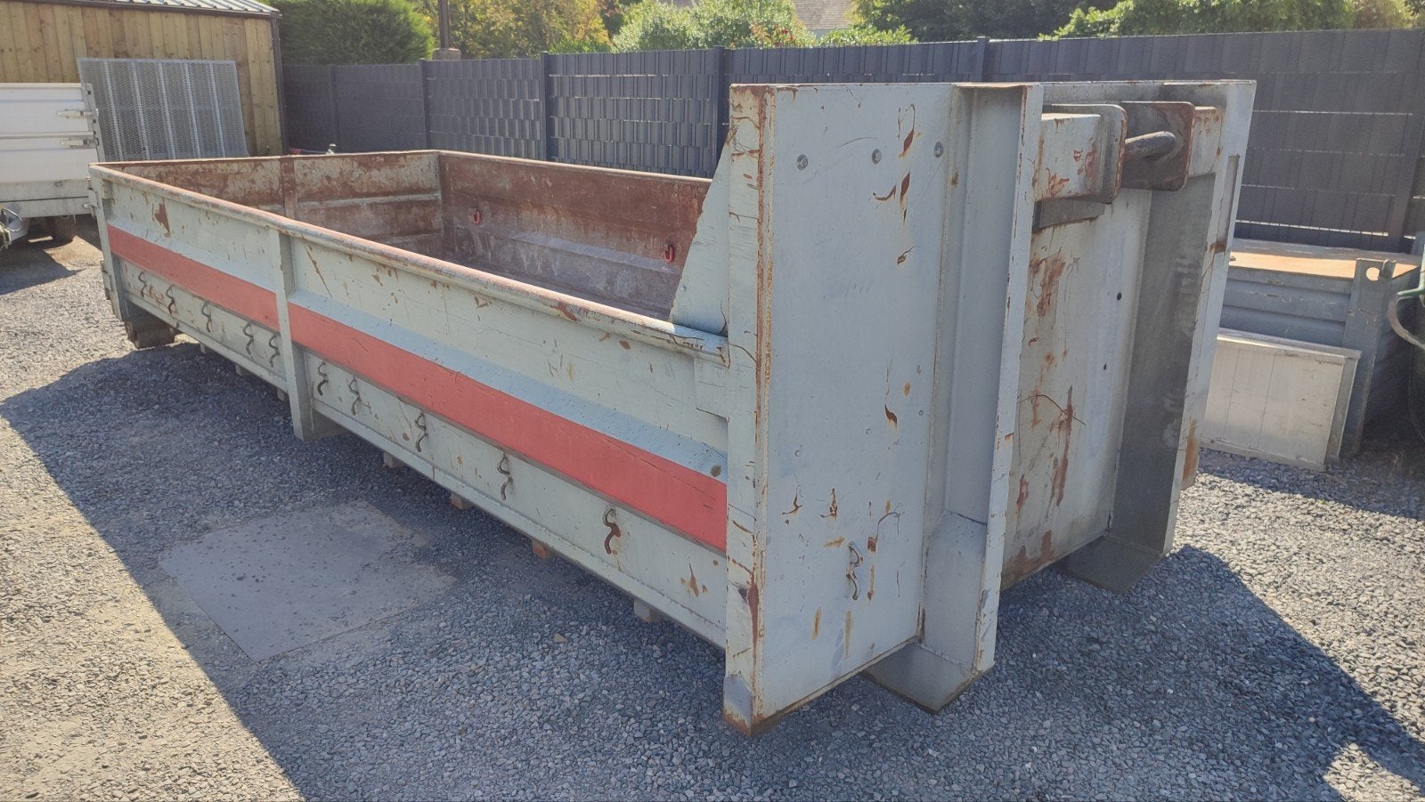 Conteneur / container camion 10m3