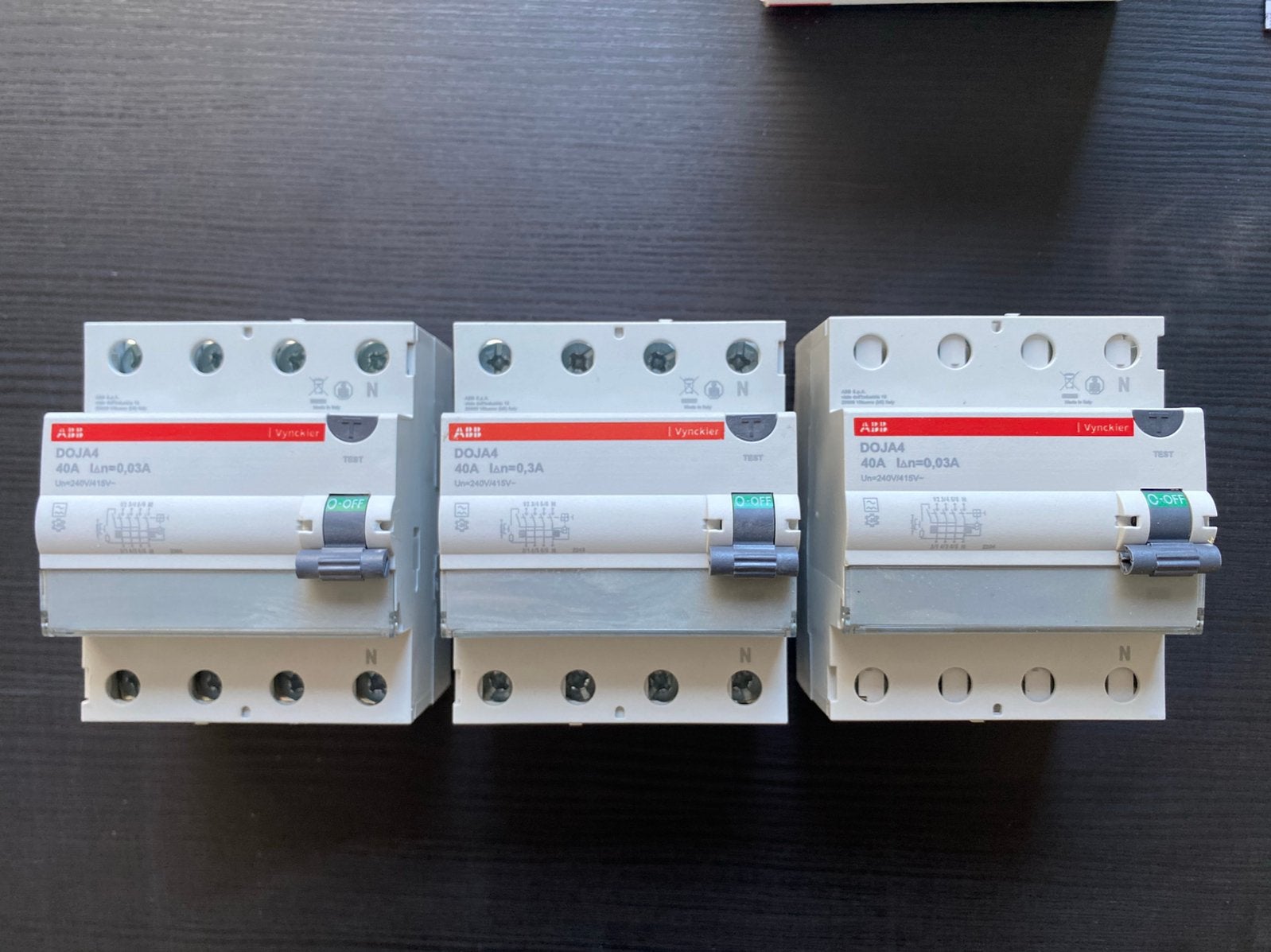 Differentieel ABB - 40A - 30mA en 300mA, Ophalen of Verzenden, Nieuw, ABB, Aardlekschakelaar