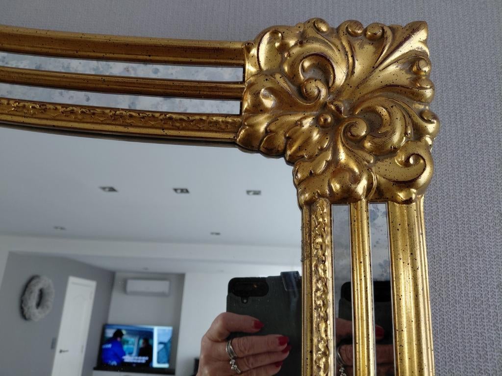 Miroir baroque, Enlèvement