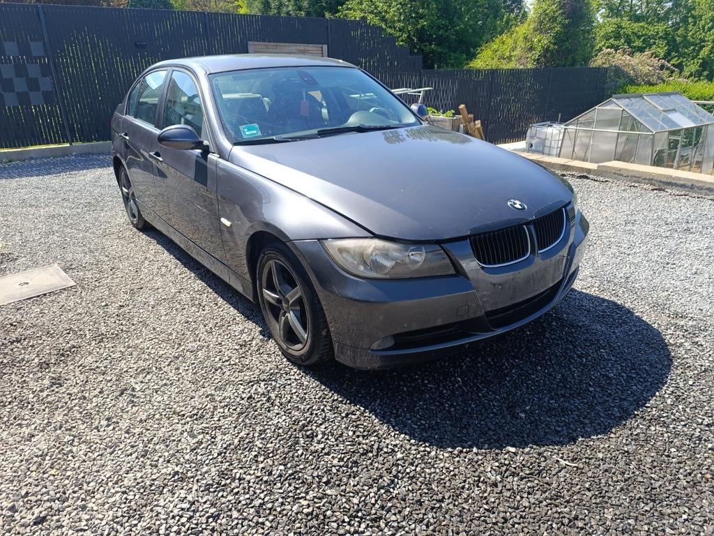 E90 318d phase 1 en pièces uniquement, Auto-onderdelen, Ophalen
