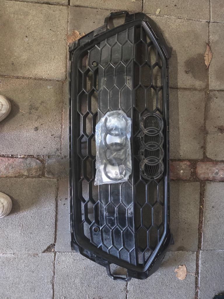 Audi A4 B9 Facelift RS Look Grill - glans zwart - 2019-2023, Auto-onderdelen, Ophalen, Gebruikt, Audi