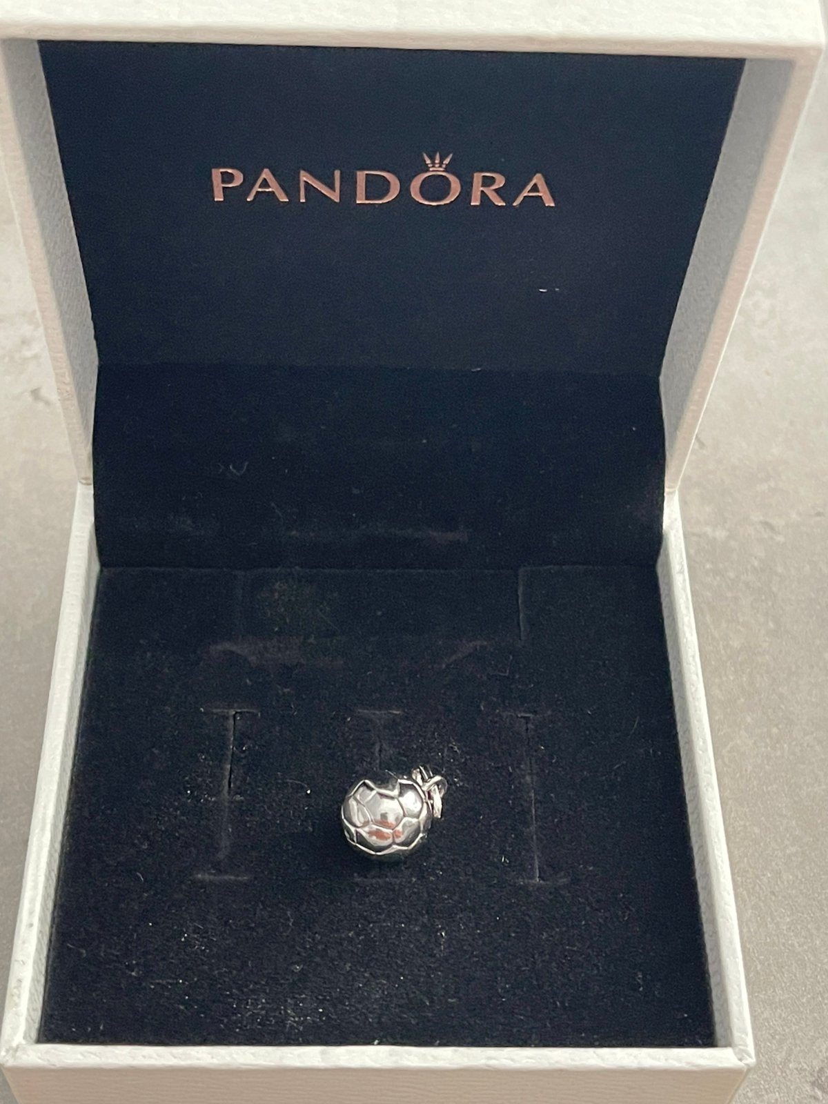 Pandora bedels te koop, Ophalen, Pandora, Nieuw, 4 bedels of meer