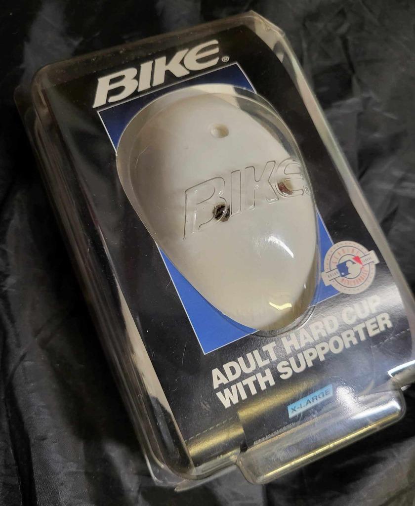BIKE Sport XL kruiisbeschermer voor heren, Sport en Fitness, Vechtsporten en Zelfverdediging, Maat XL, Ophalen, Nieuw, Vechtsportmaterialen