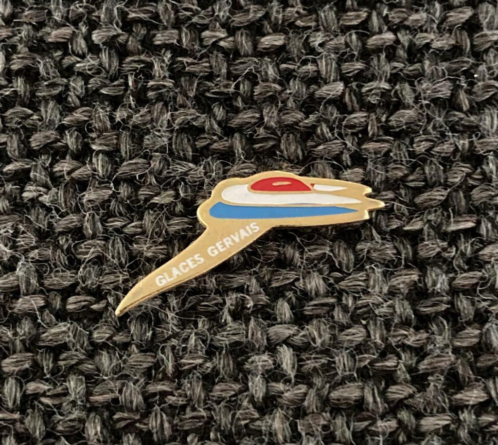 PIN - GLACES GERVAIS, Verzamelen, Verzenden, Gebruikt, Merk, Speldje of Pin