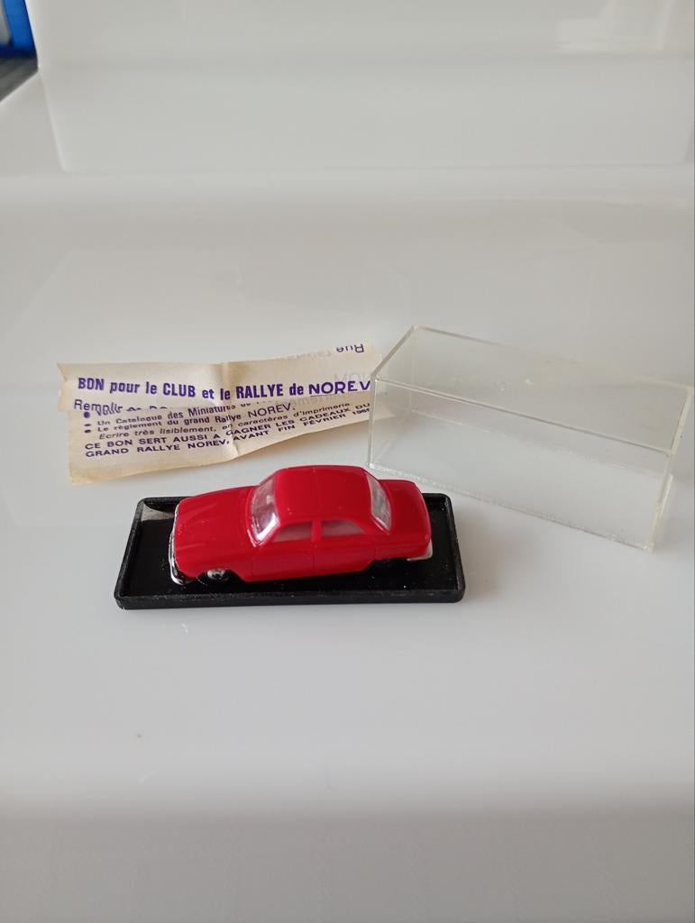 Peugeot 204, Hobby & Loisirs créatifs, Voitures miniatures | 1:87, Enlèvement ou Envoi