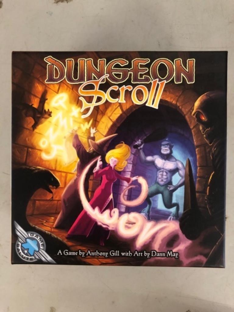 DUNGEON SCROLL - super jeu de stratégie comme neuf, Enlèvement ou Envoi
