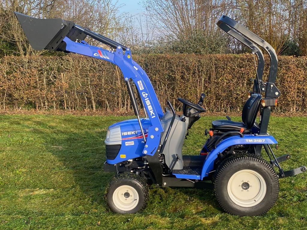 ISEKI TM 3187 4x4 + Frontlader > Stock-Aktie ! OP = OP, Ophalen