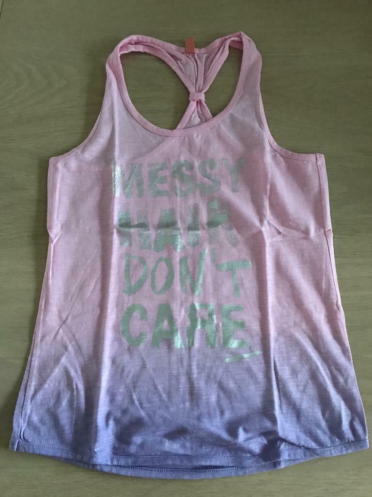 Topje roze/paars ‘ Messy hair don’t care’ - CKS - 14 jaar, Kinderen en Baby's, Kinderkleding | Maat 164, Meisje, Ophalen of Verzenden