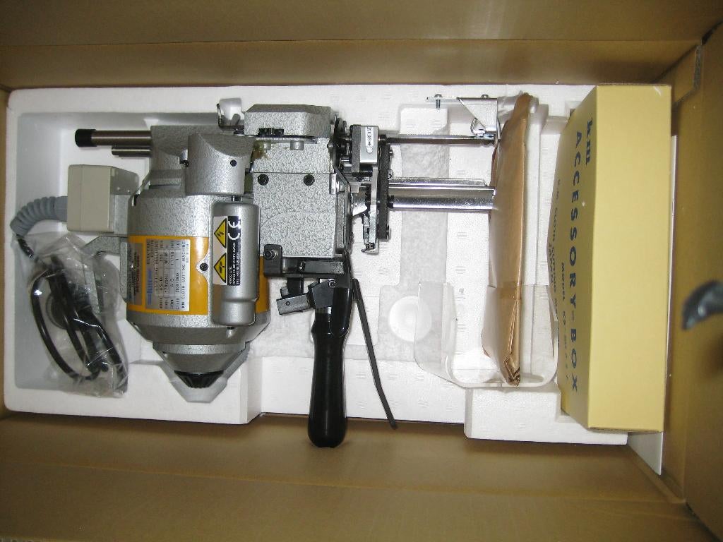 MACHINE A COUDRE COUPER LES TISSUS, Neuf, Autres marques, Industrie, Enlèvement