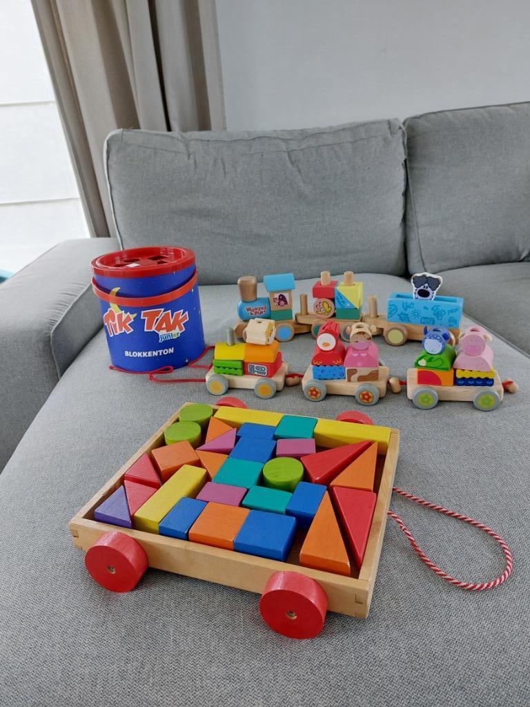 Houten speelgoed, Enlèvement, Utilisé