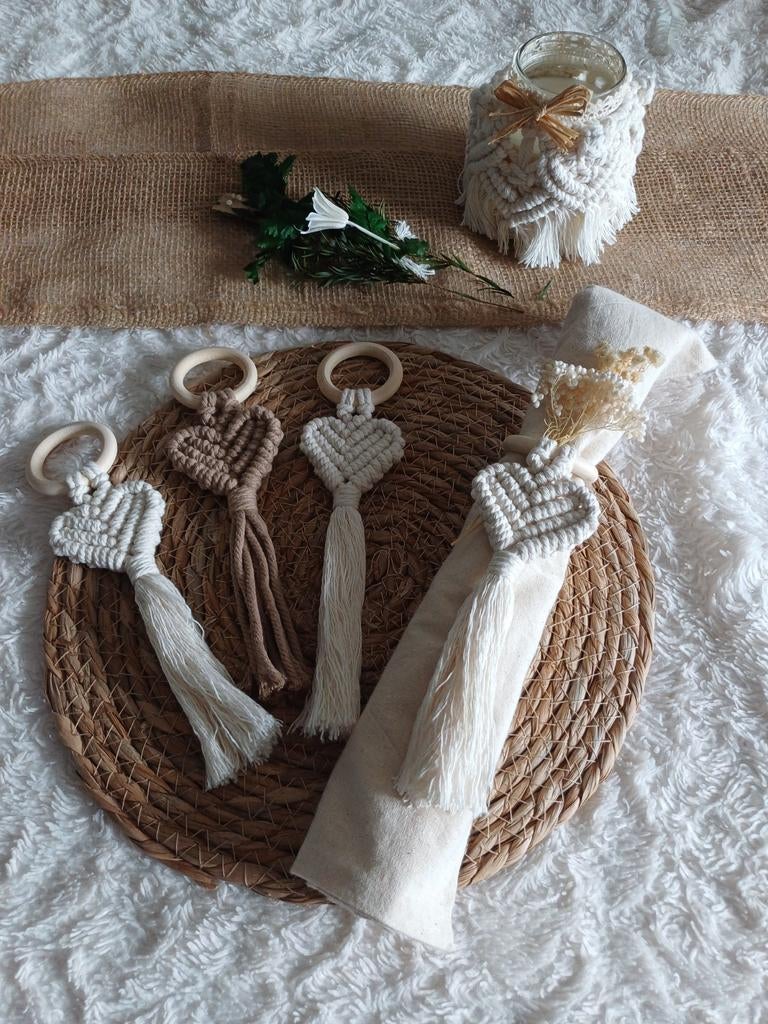 servietring hartje macrame, Huis en Inrichting, Woonaccessoires | Wanddecoraties, Zo goed als nieuw
