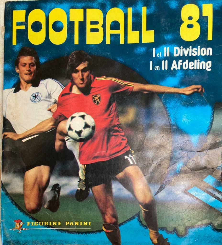 Panini  Fotoboek 1981 Belgische voetbalclubs 1E + 2E DIVISIE, Verzamelen, Ophalen, Gebruikt, Boek of Tijdschrift