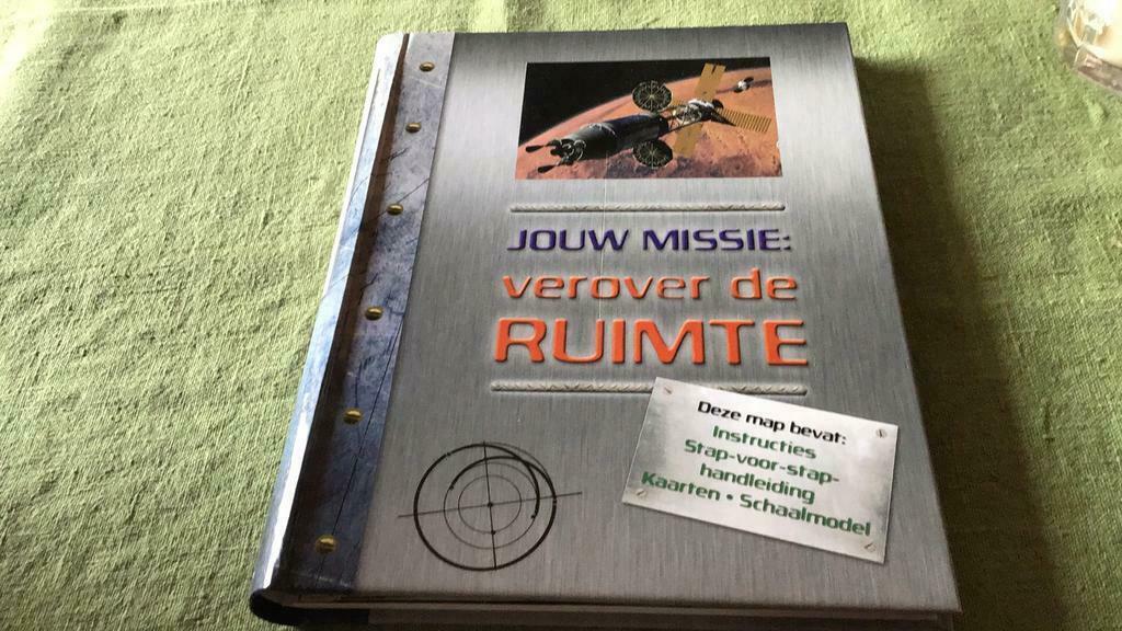 Jouw missie verover de ruimte (m), Ophalen of Verzenden, Zo goed als nieuw