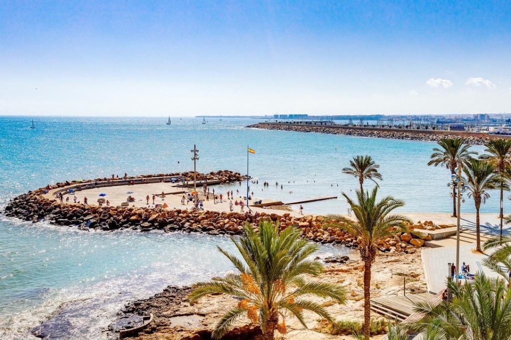 votre seconde résidence à vendre au soleil d'espagne, Immo, Village, Torrevieja, Maison d'habitation, 4 pièces