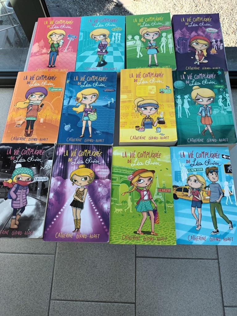 Livres: la vie compliquée de Léa Olivier, Enlèvement, Comme neuf, Catherine girard audet