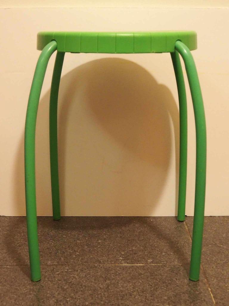Vintage Ikea krukje ontworpen door Maria Vinka, 1990s, Huis en Inrichting, Krukjes, Zo goed als nieuw, Ophalen of Verzenden
