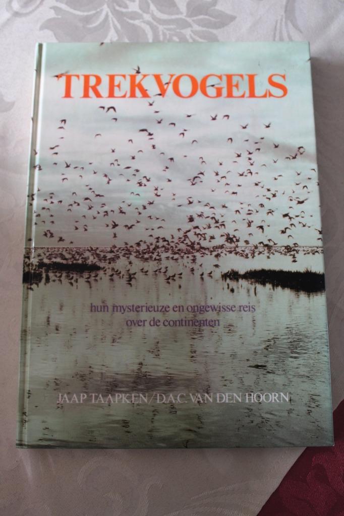 Jaap Taapken/D.A.C. Van den Hoorn - Trekvogels, Jaap Taapken/Vanden Hoorn, Enlèvement ou Envoi, Utilisé, Oiseaux