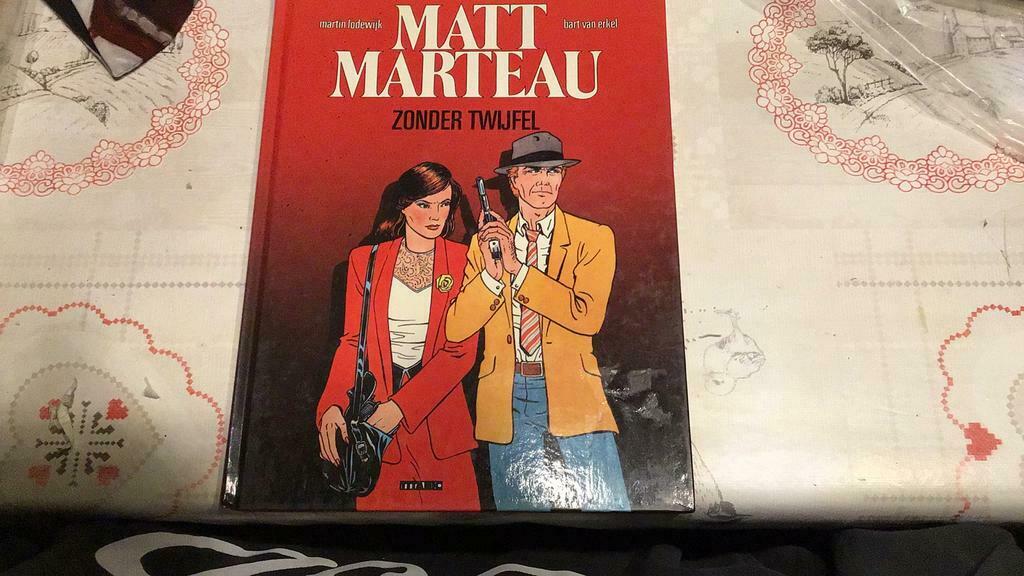 Matt marteau (f), Enlèvement ou Envoi, Comme neuf