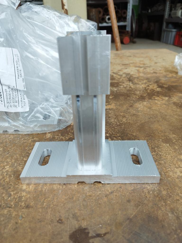 Ancrage inférieur en aluminium Reynaers - 17 cm, Enlèvement ou Envoi, Neuf, Pavillon de jardin