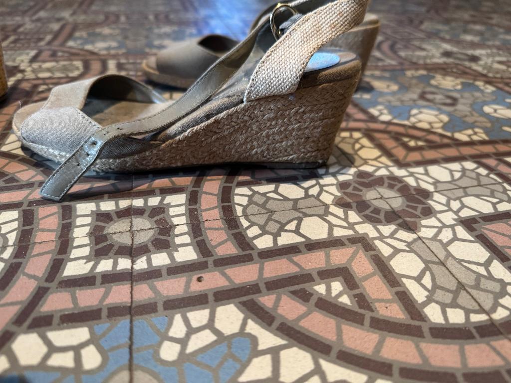 Sandales à donner, Vêtements | Femmes, Sans marque, Porté, Sandales et Mûles, Vert