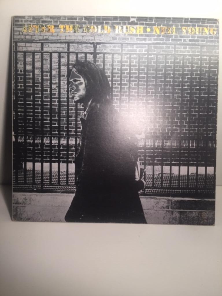 LP - Neil Young - After The Gold Rush ( Gatefold Vinyl ), Cd's en Dvd's, Vinyl | Rock, Zo goed als nieuw, Singer-songwriter, 12 inch