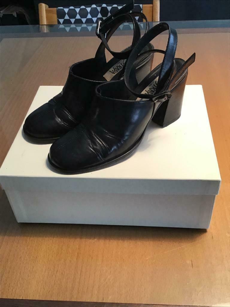 Zwarte zomerschoentjes met enkelriempje maat 37, Ophalen, Pumps, La strada, Zwart