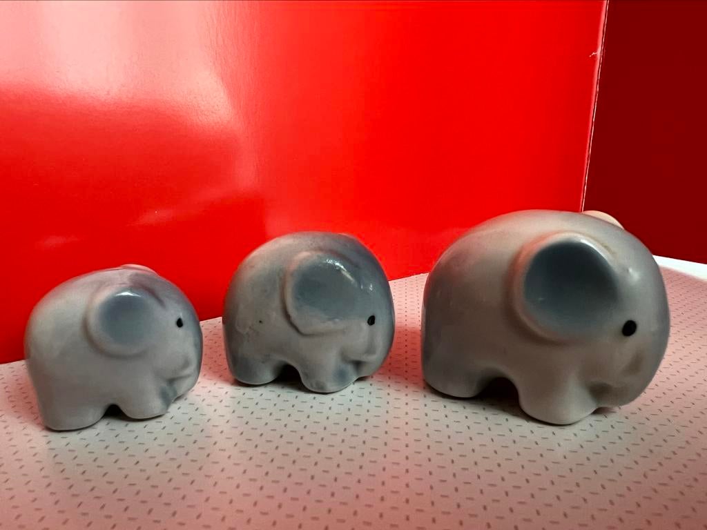 5 miniatuur beeldjes van dieren, Enlèvement ou Envoi, Comme neuf