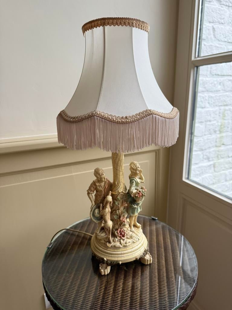 Lampadaire, Ophalen