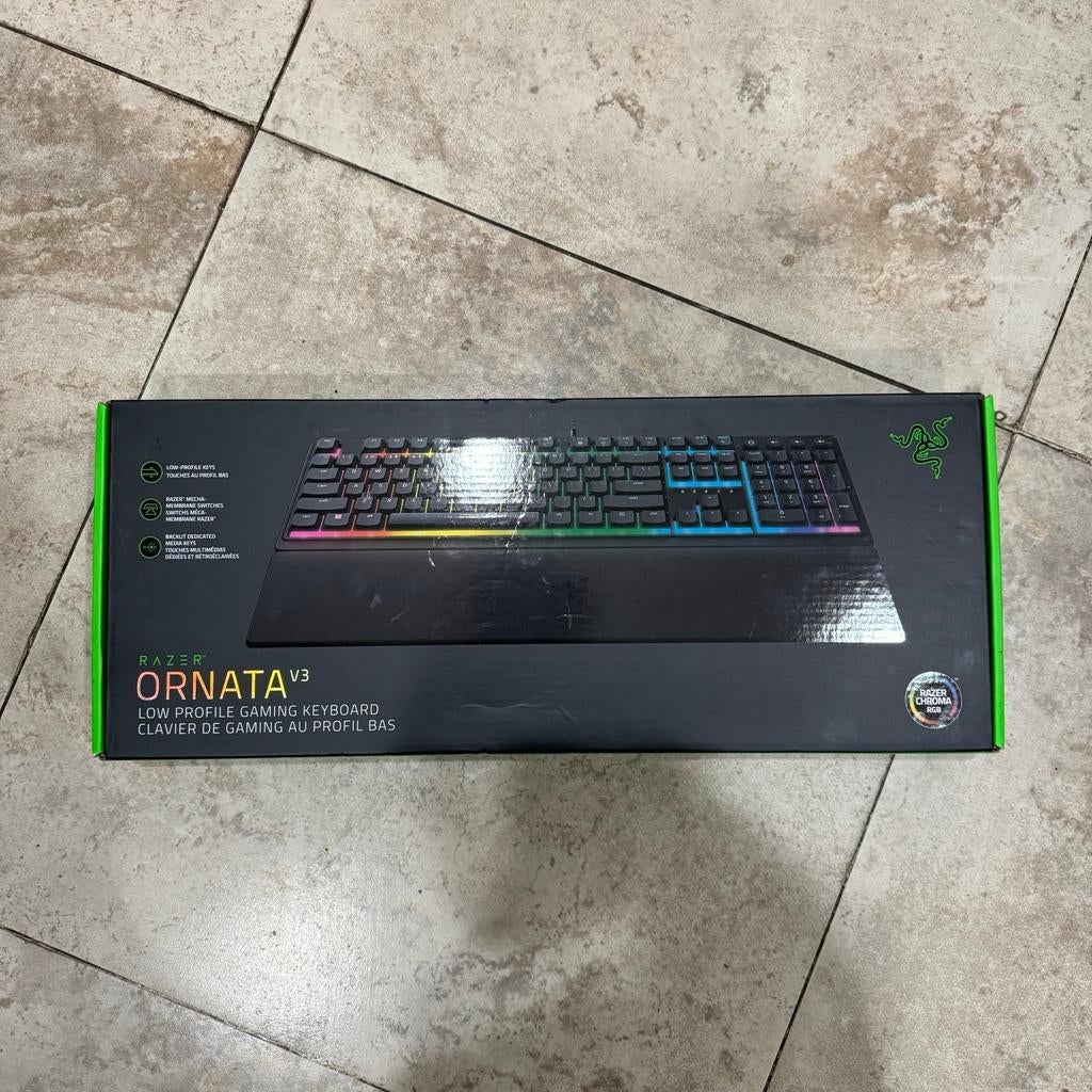 Razer ornata v3 low profiled, Computers en Software, Toetsenborden, Zo goed als nieuw, Qwerty, Bedraad, Gaming toetsenbord, Ophalen of Verzenden