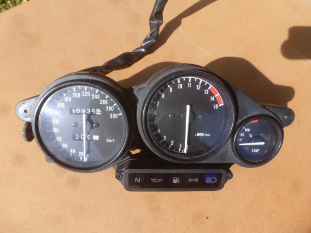 Yamaha YZF 750:instruments ,compteur et cpt -tours + eau, Motos, Pièces | Yamaha, Utilisé, Envoi