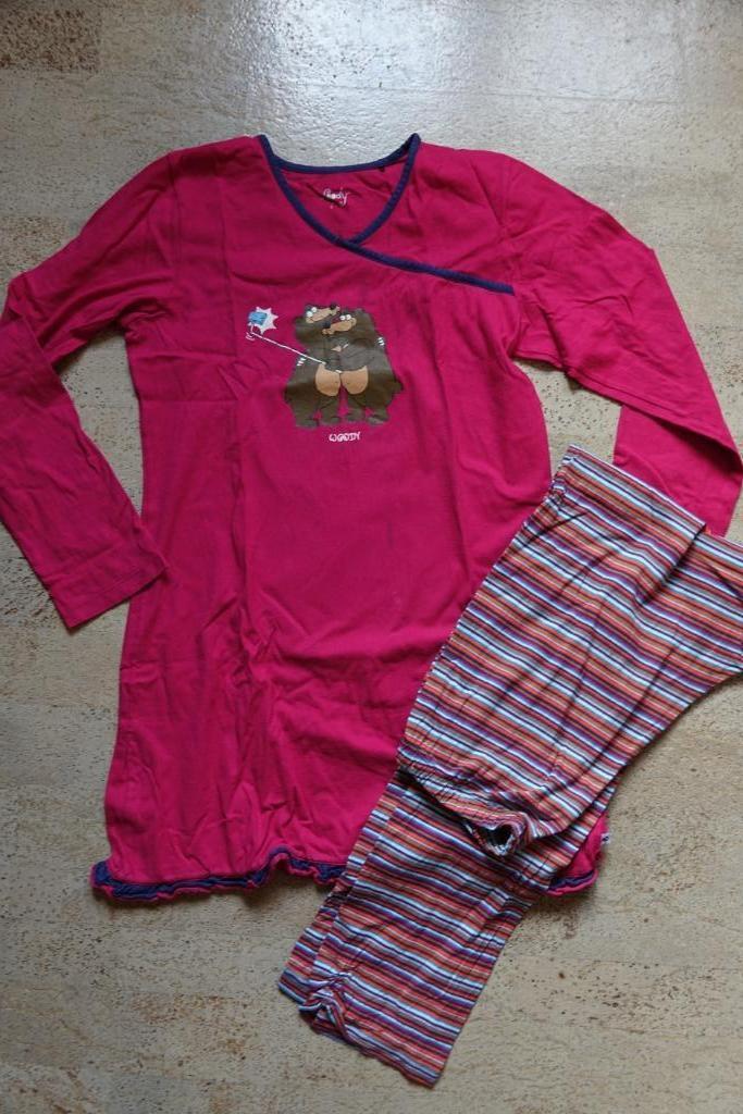2-delige Woody pyjama maat 176, Kinderen en Baby's, Kinderkleding | Maat 176, Nacht- of Onderkleding, Gebruikt, Meisje, Ophalen of Verzenden