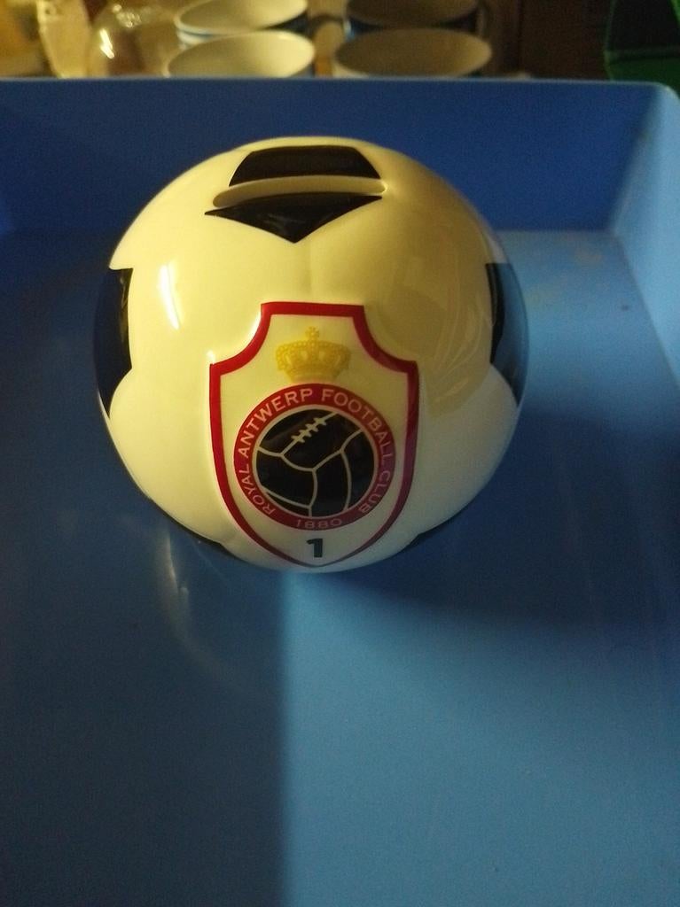 Voetbal spaarpotje royal antwerp, Verzamelen, Ophalen, Zo goed als nieuw, Overige typen