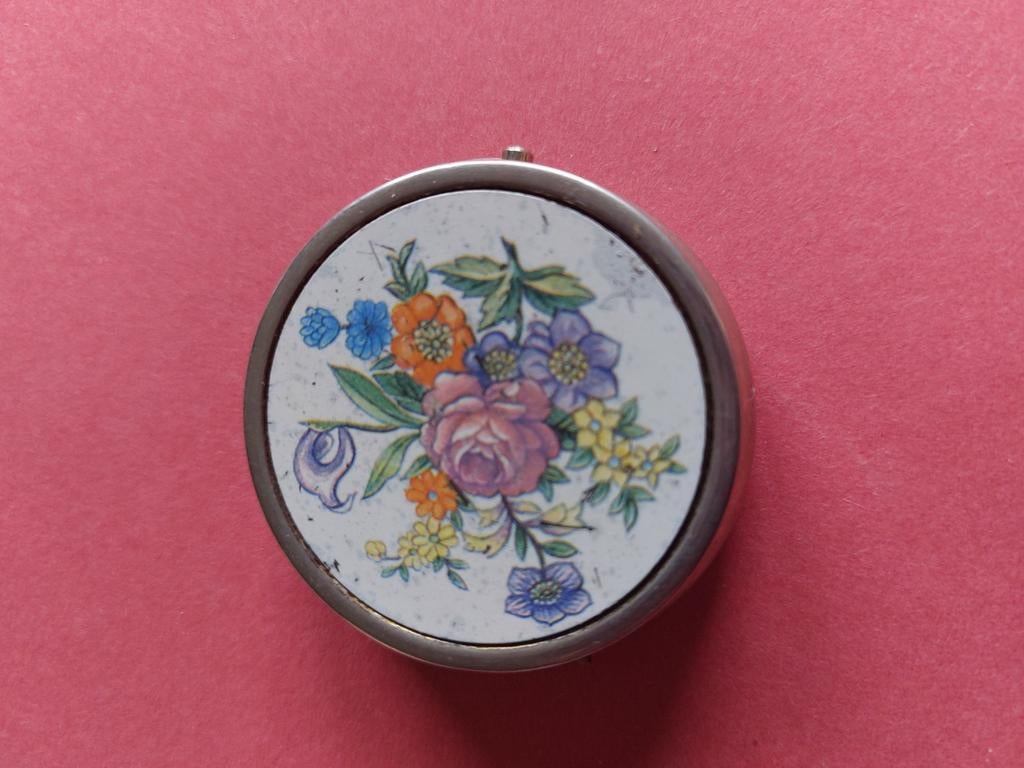 Pillendoosje 3 vakjes - diam. 4,5 cm, Ophalen