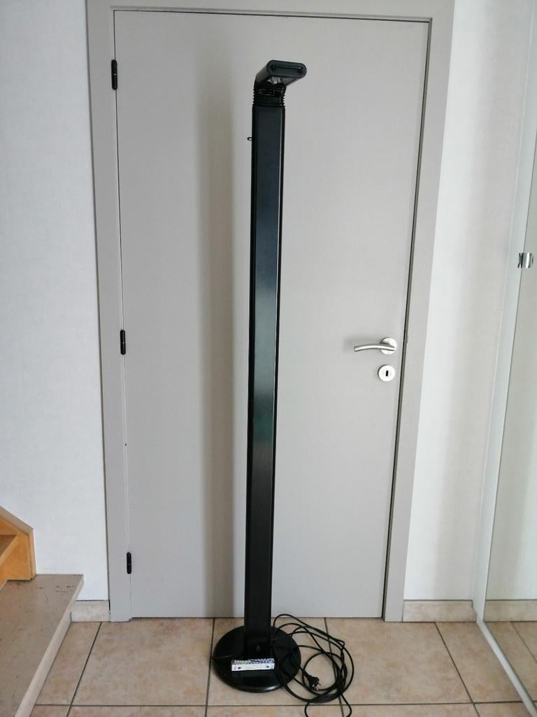Grote staande dimbare halogeenlamp van Light Belgium, Ophalen, Gebruikt