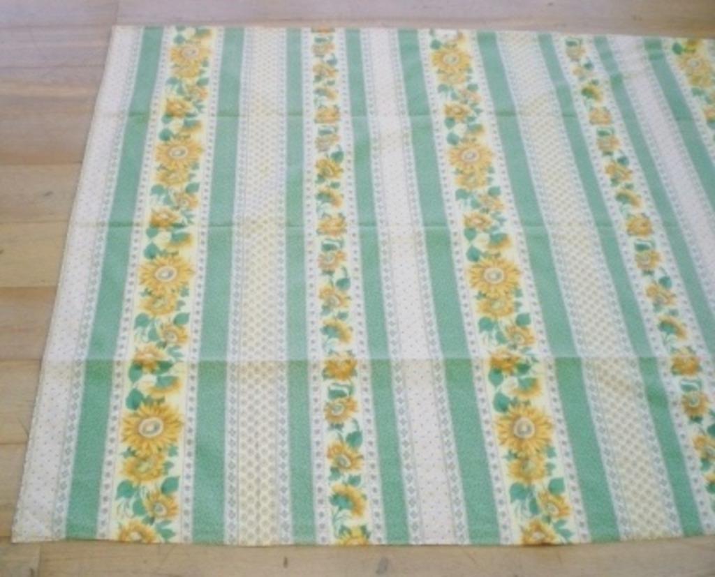 Grande Nappe rectangulaire 145 X 230 cm Excellent état, Enlèvement ou Envoi, Comme neuf, Rectangle, Intérieur