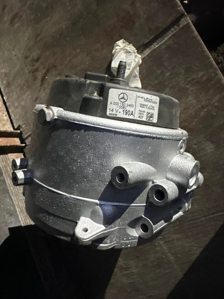 Mercedes alternator dynamo, Auto-onderdelen, Ophalen, Nieuw