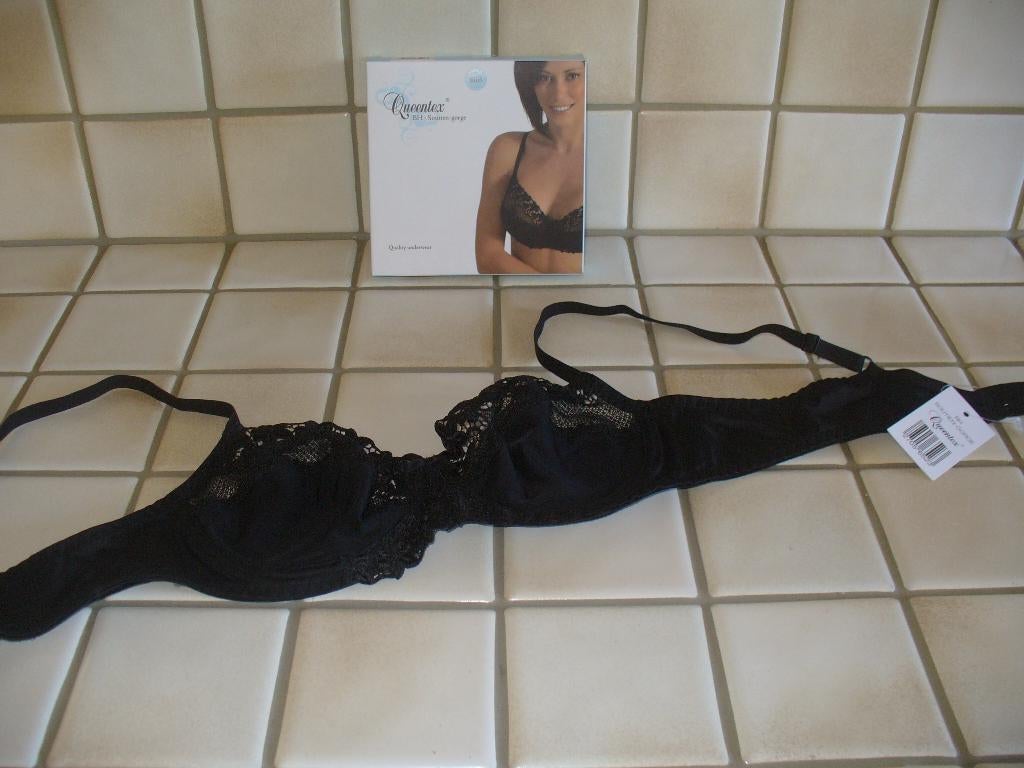 Nieuw!! BH Queentex 80B, Kleding | Dames, Ophalen of Verzenden, BH