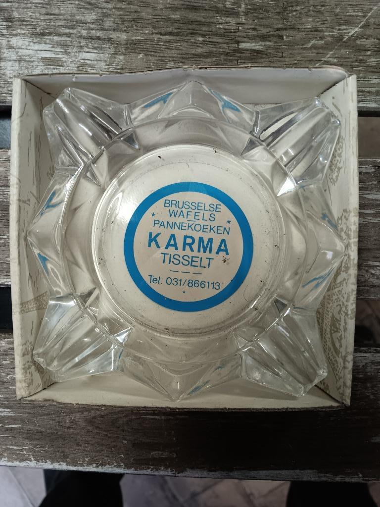 Cendrier en verre | Karma Tisselt | Willebroek Antwerp, Enlèvement ou Envoi, Utilisé, Ustensile