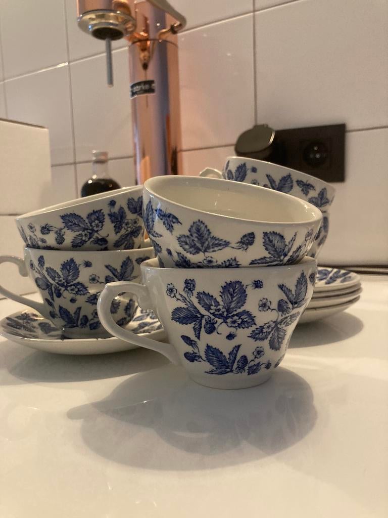 Churchill vintage servies 25-delig in perfecte staat, Ophalen