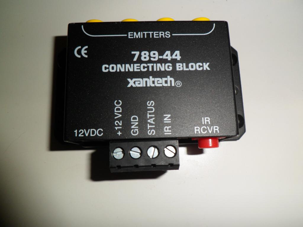 Bloc de connexion Xantech 789-44 :, Enlèvement ou Envoi, Comme neuf