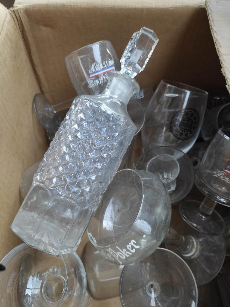 DRINKGLAZEN EN ANDERE UITSTEKENDE GLAZEN, Verzamelen, Ophalen of Verzenden, Nieuw, Overige typen