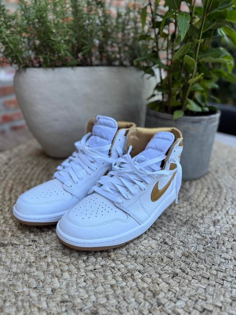 Nike jordan 42.5, Sport en Fitness, Snowboarden, Ophalen, Zo goed als nieuw
