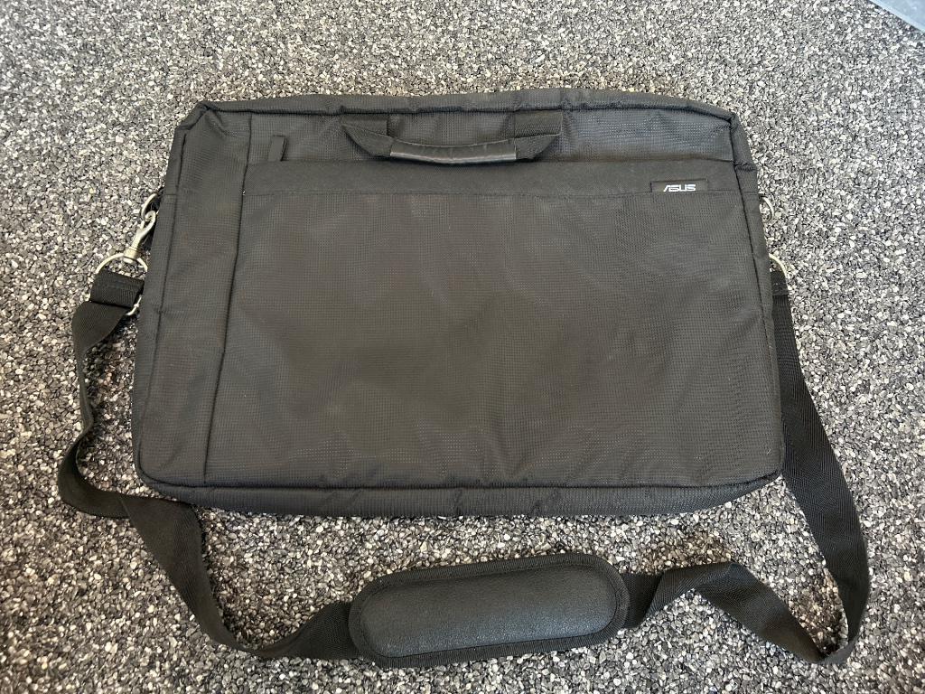 Asus laptoptas, Ophalen, 17 inch of meer, Zo goed als nieuw, Aktetas