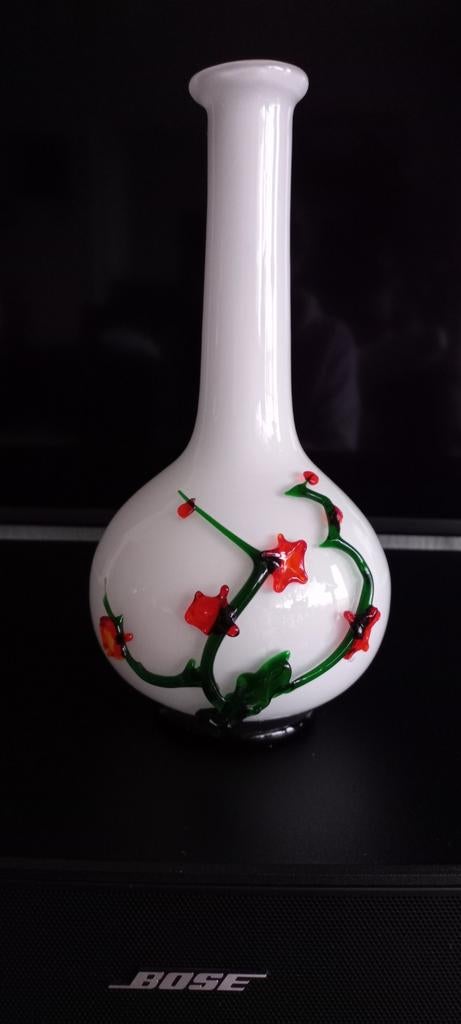 Japans vaasje met kersenbloesem., Ophalen of Verzenden