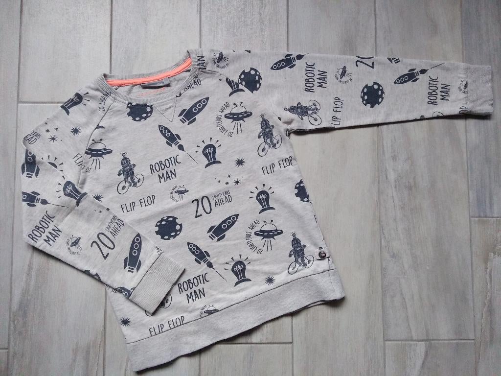 ★ M128 - Coole trui, Kinderen en Baby's, Kinderkleding | Maat 128, Gebruikt, Trui of Vest, Ophalen of Verzenden, JBC.