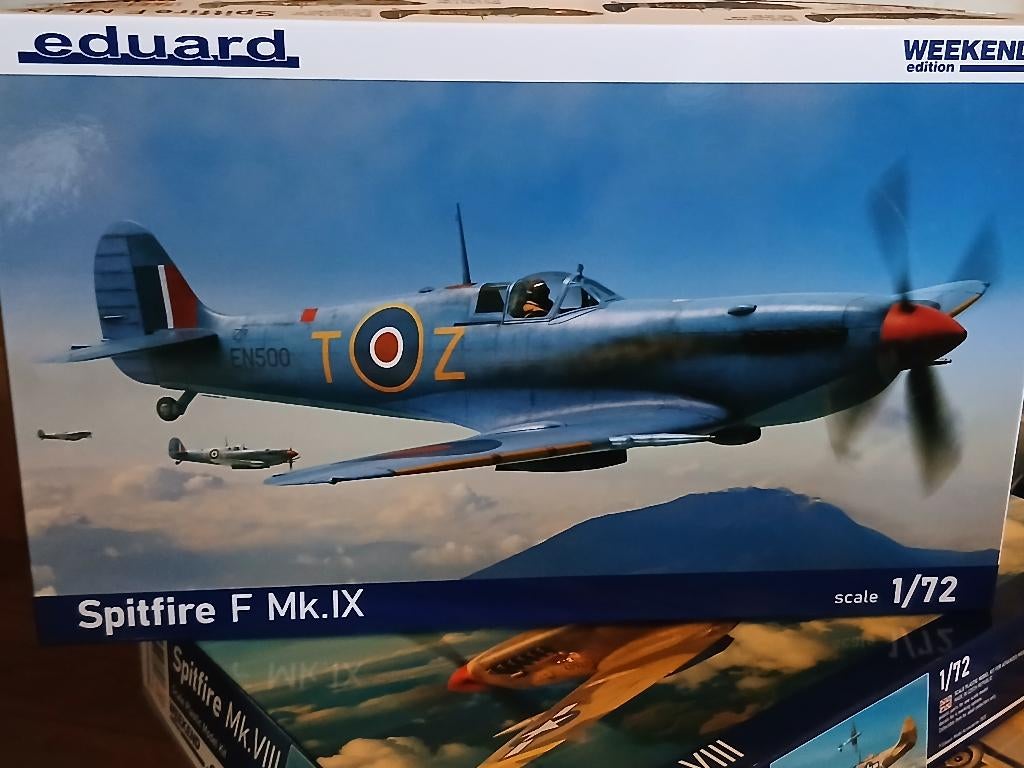 Eduard Weekend (7460): Supermarine Spitfire MK.IX om 1:72, Hobby en Vrije tijd, Modelbouw | Vliegtuigen en Helikopters, Nieuw