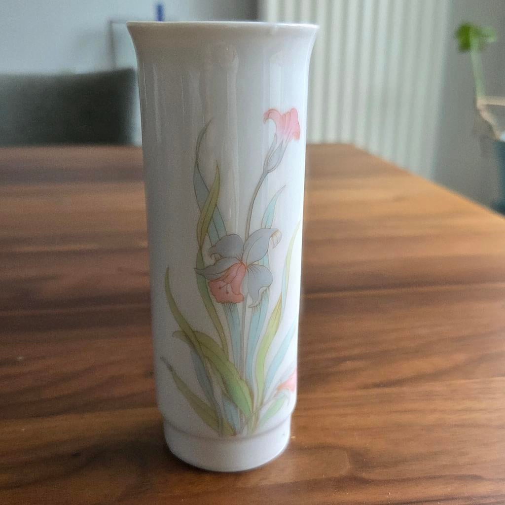 Petit vase (14 cm) - Creidlitz Bavaria, Antiquités & Art, Enlèvement ou Envoi