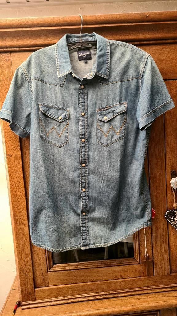 Wrangler Overhemd, Ophalen