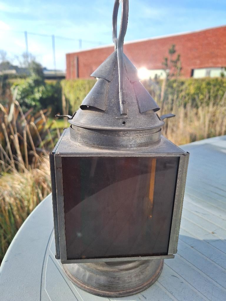 Vintage vierkante Olielamp / Koetslamp met gekleurd glas, Antiek en Kunst, Ophalen of Verzenden