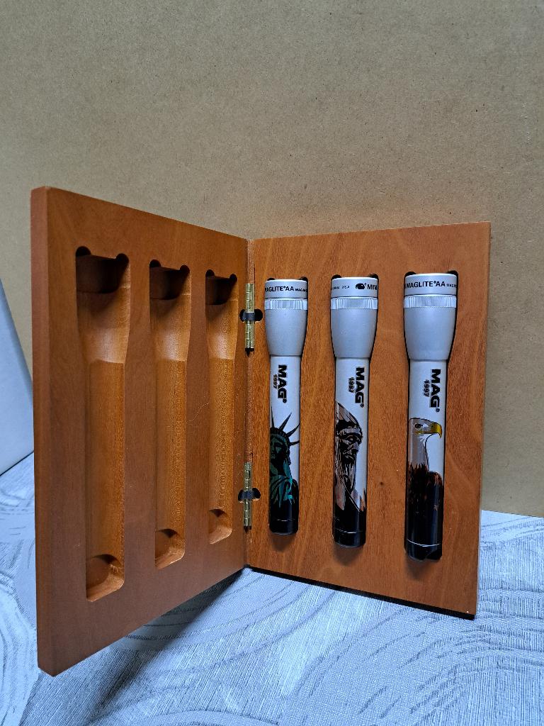 Mini Maglite Americana limited edition, Enlèvement ou Envoi, Neuf